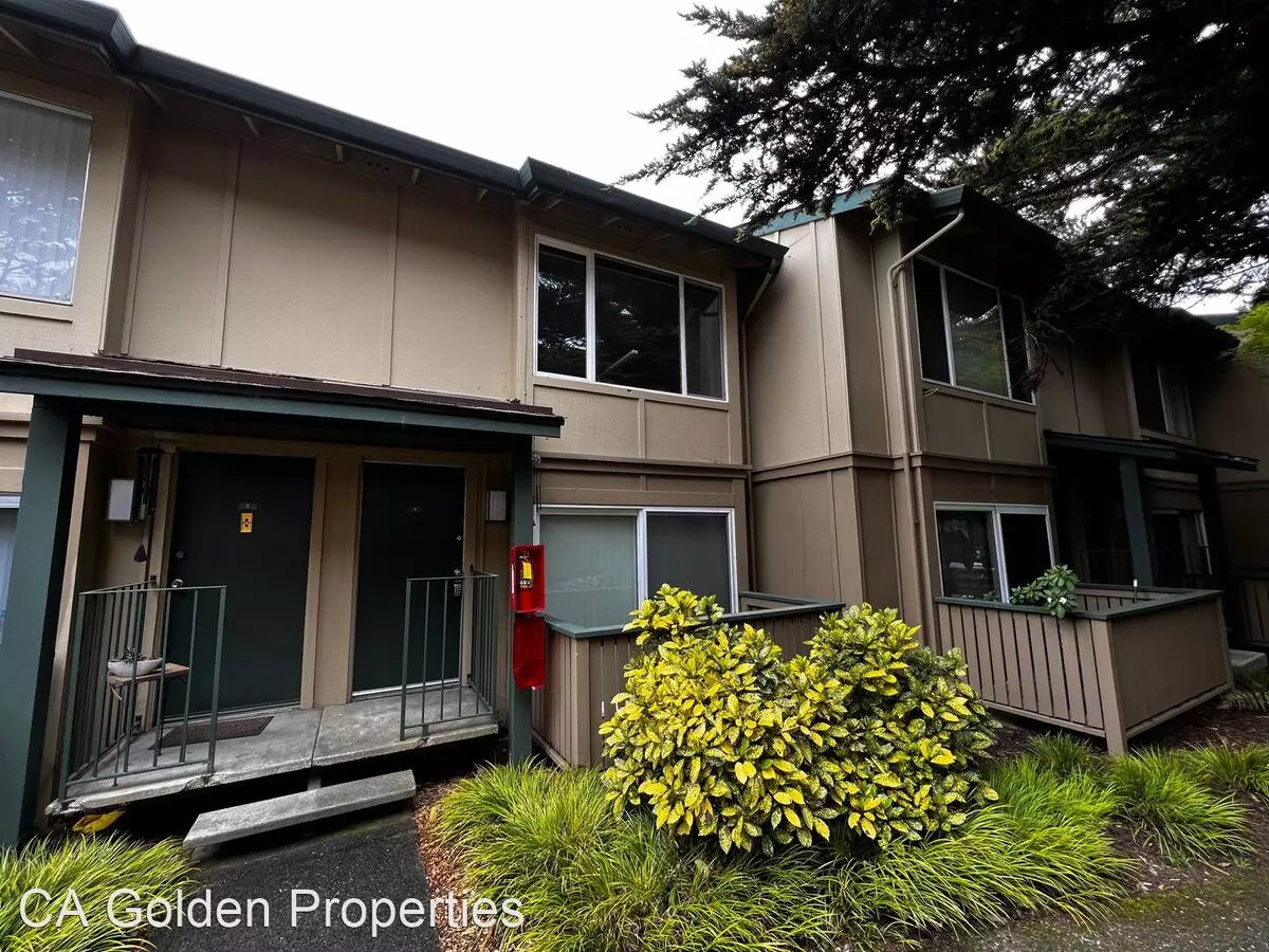 385 Mandarin Dr #4 photo 4