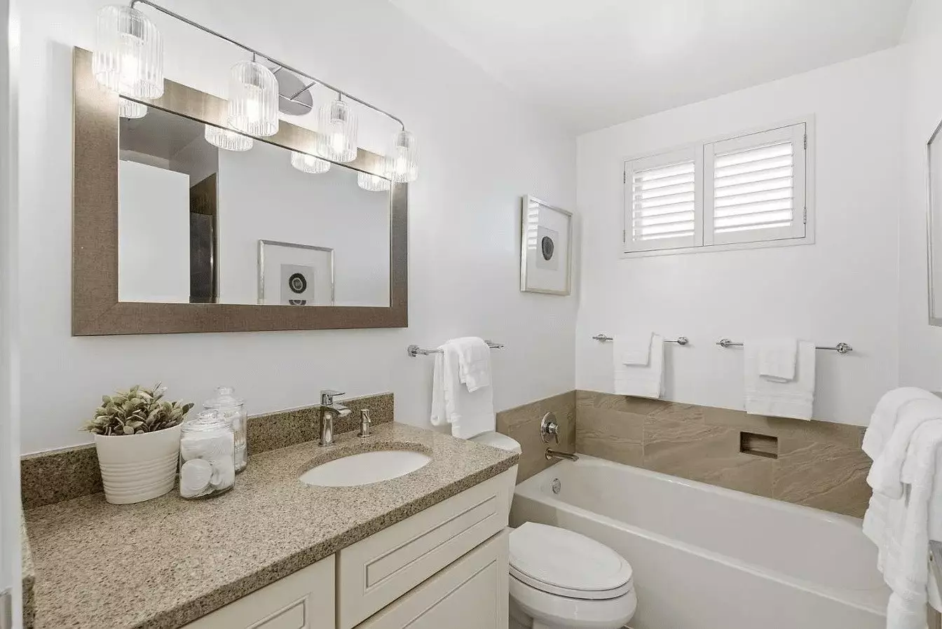 For Rent: 2 Bedroom, 2 Bathroom Apartment Available Now photo 3