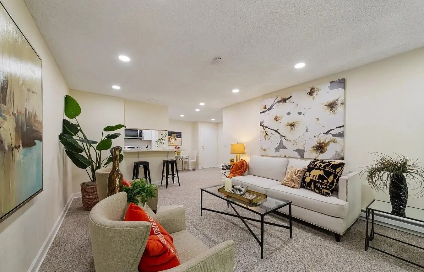 Apartments on Imperial Way · Daly City photo 4