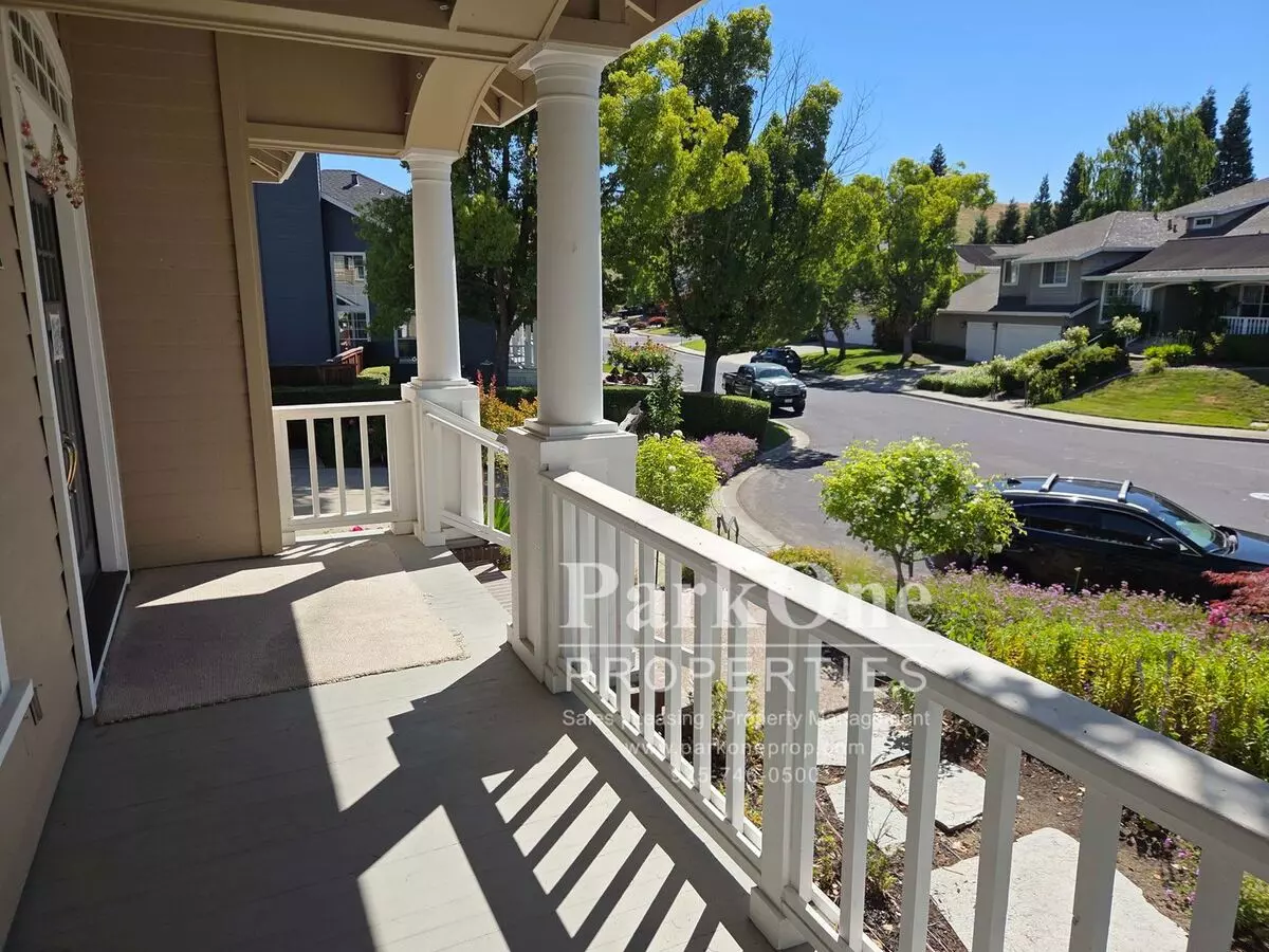 Amazing One Of A Kind Home In The Heart Of Danville With Pool &amp; Views! photo 4