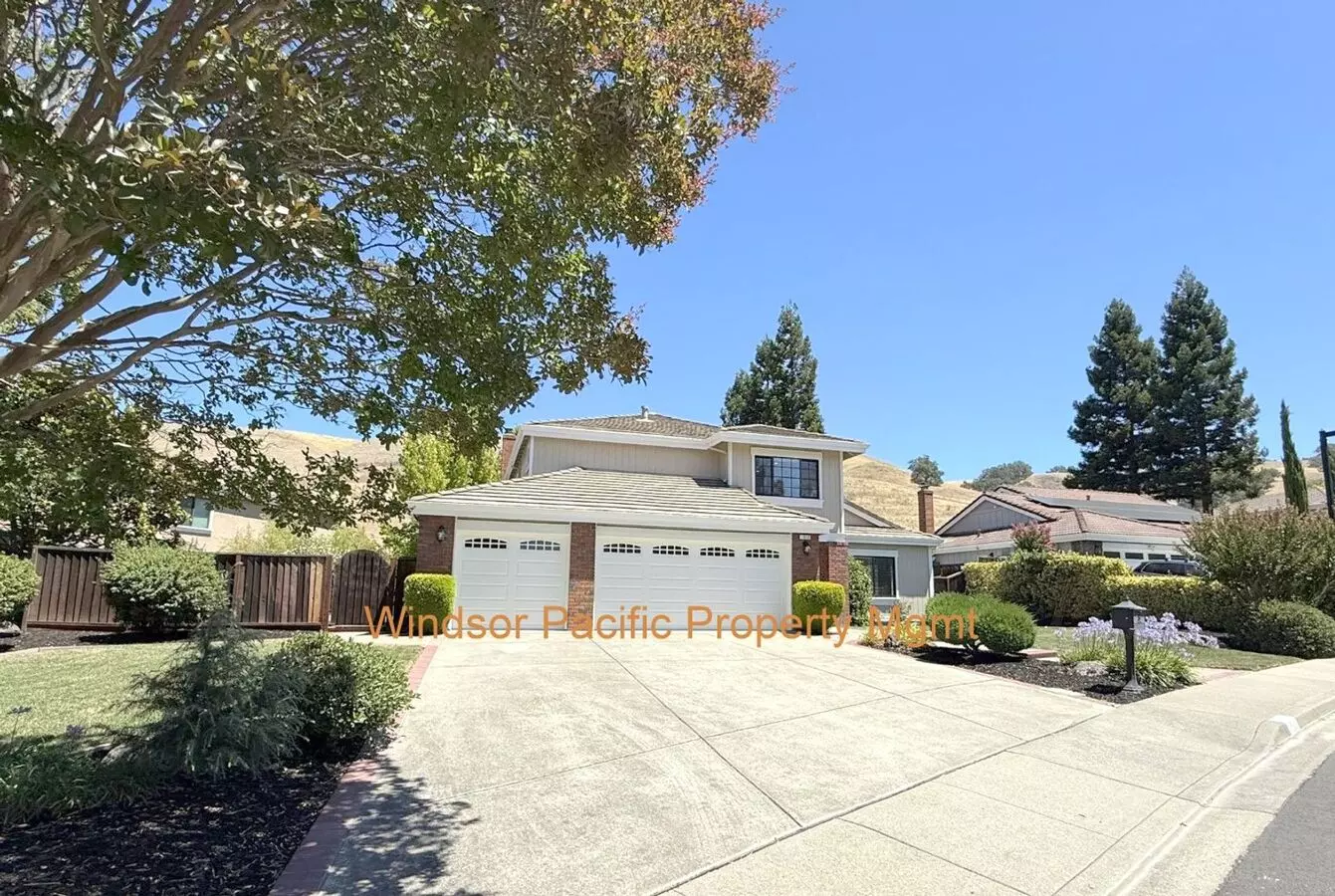 Spectacular Anderson Ranch Beauty Backing To Open Space ! photo 3