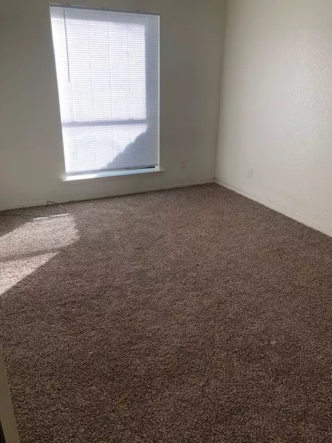 1505 North Locust Street, Denton, TX 76201 photo 4