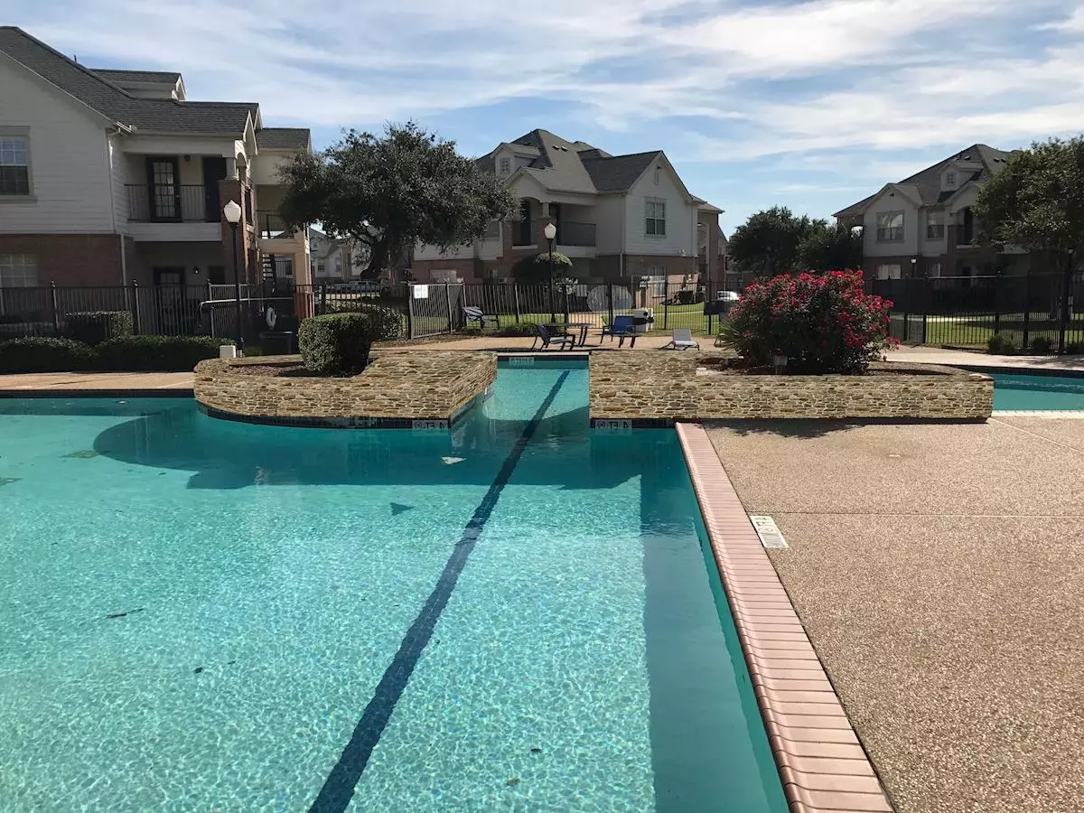 Waterford at Spencer Oaks photo 3