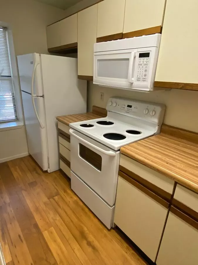842 West Collins Street, Denton, TX 76201 photo 2