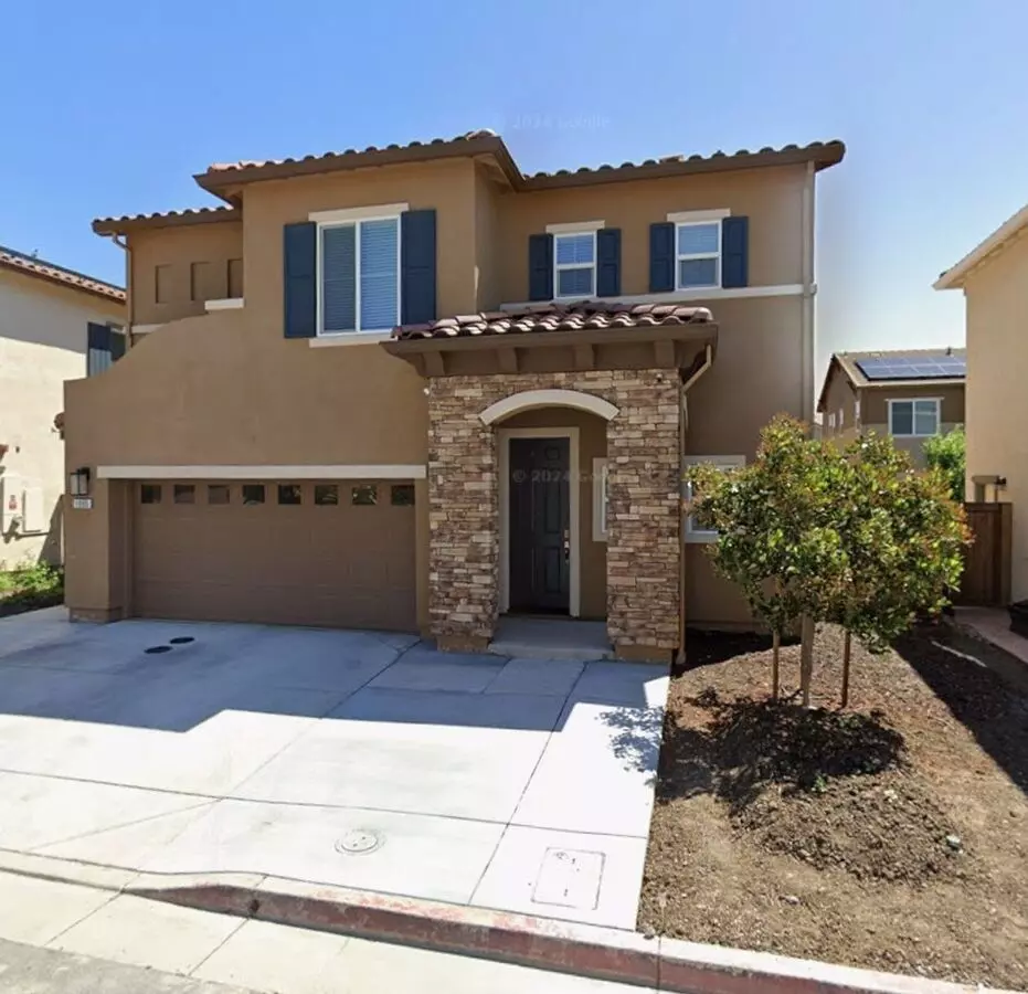 Spacious 3-bedroom Dixon Home With Loft, Solar &amp; Open Floor Plan photo 2