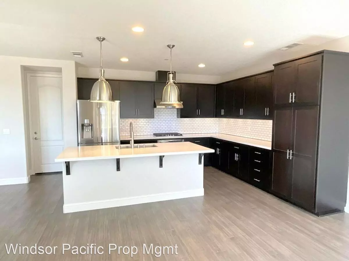 2302 West Cantara Drive, Dublin, CA 94568 photo 2
