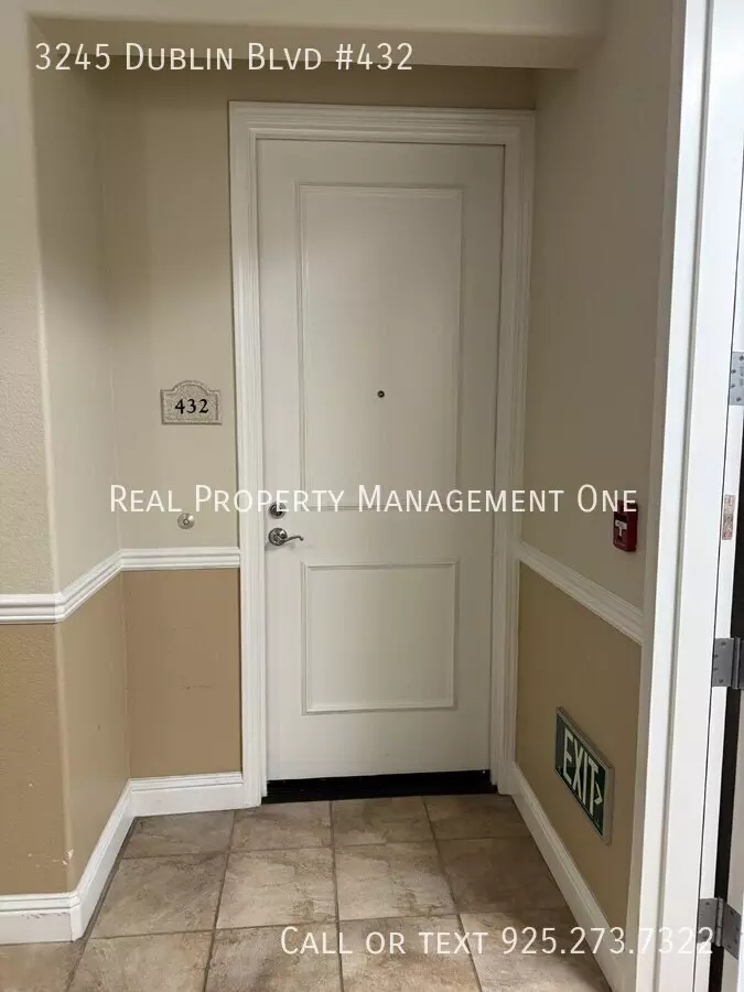 3240 Maguire Way Apt 411 photo 3