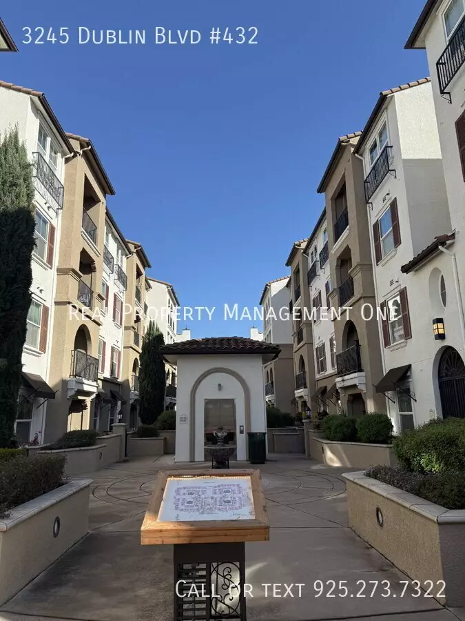 3240 Maguire Way Apt 411 photo 2