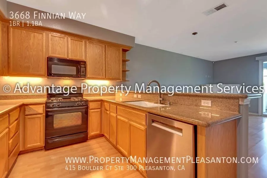 3668 Finnian Way, Dublin, CA 94568 photo 4
