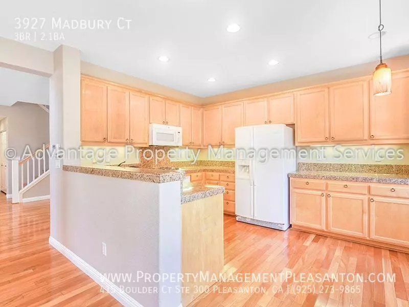 3927 Madbury Court, Dublin, CA 94568 photo 2