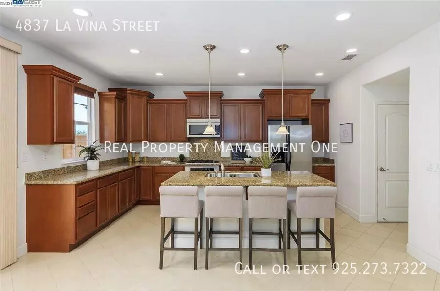 4837 La Vina Street, Dublin, CA 94568 photo 5