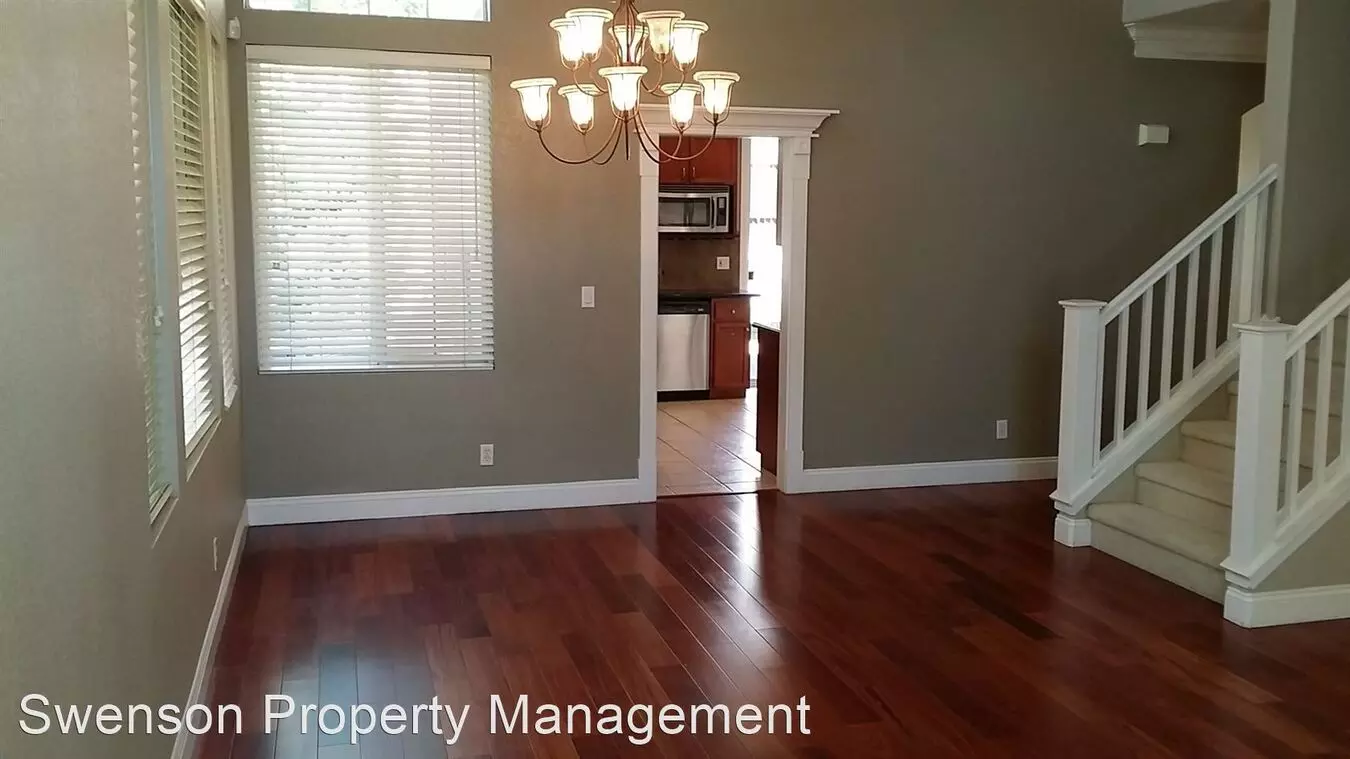 5631 Applegate Way, Dublin, CA 94568 photo 2
