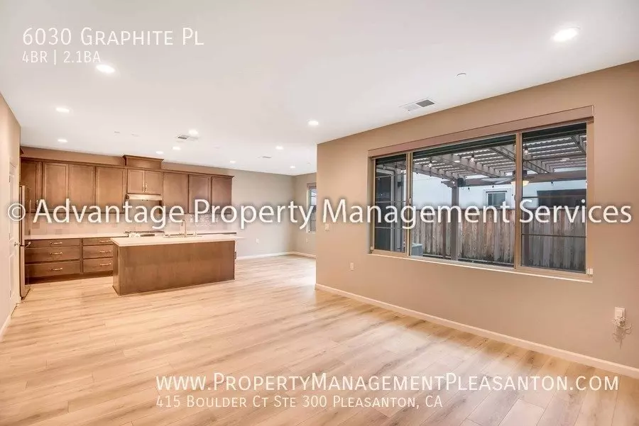 6030 Graphite Pl photo 3