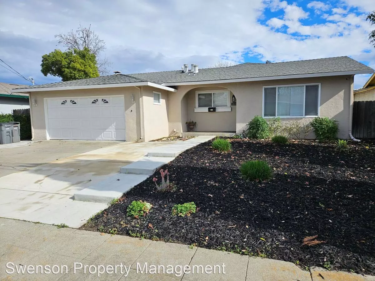 6645 Spruce Lane, Dublin, CA 94568 photo 3