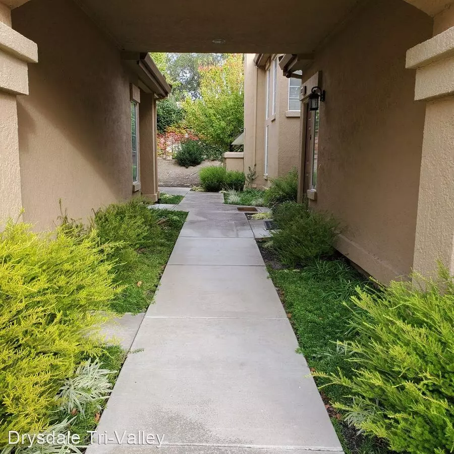7635 Tuscany Dr. photo 3