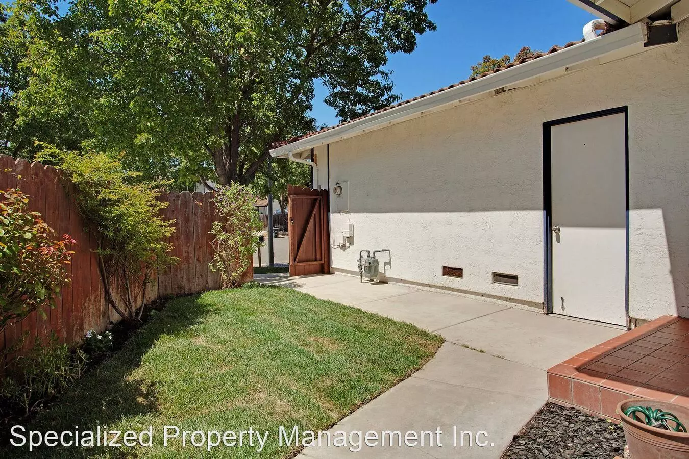 8407 Mulberry Place, Dublin, CA 94568 photo 2