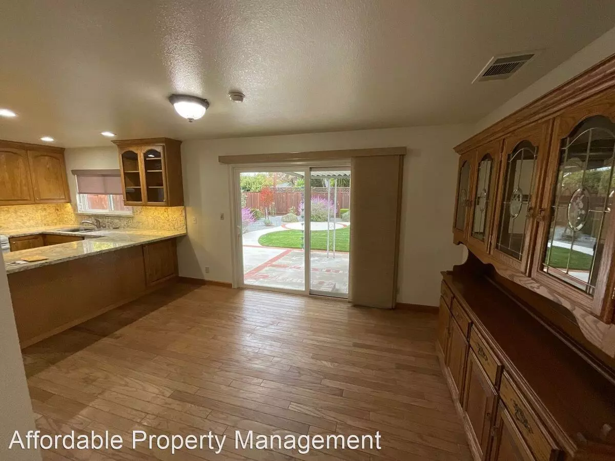 8525 Bandon Drive, Dublin, CA 94568 photo 2