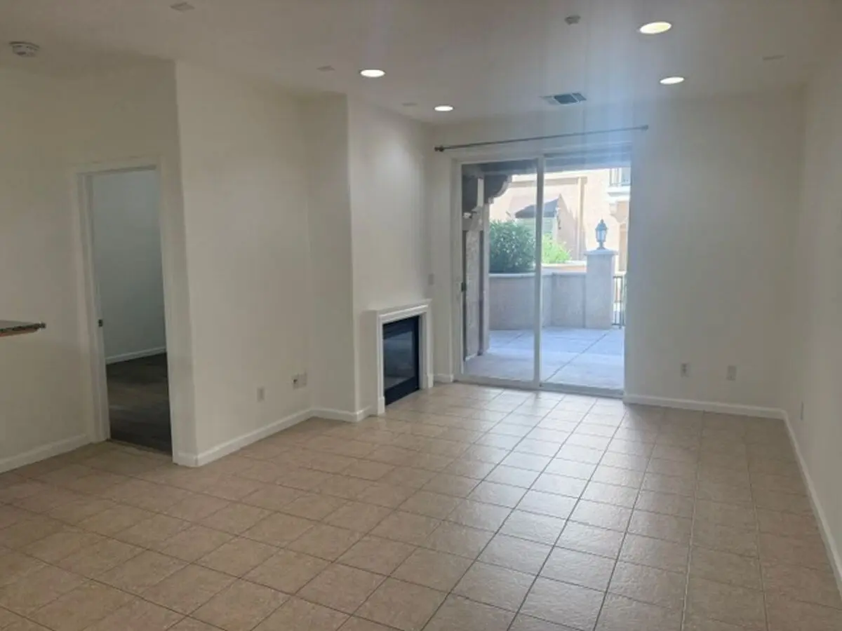 Easy Living In Dublin - Single Level 2/2 Condo W/fabulous Amenities photo 3