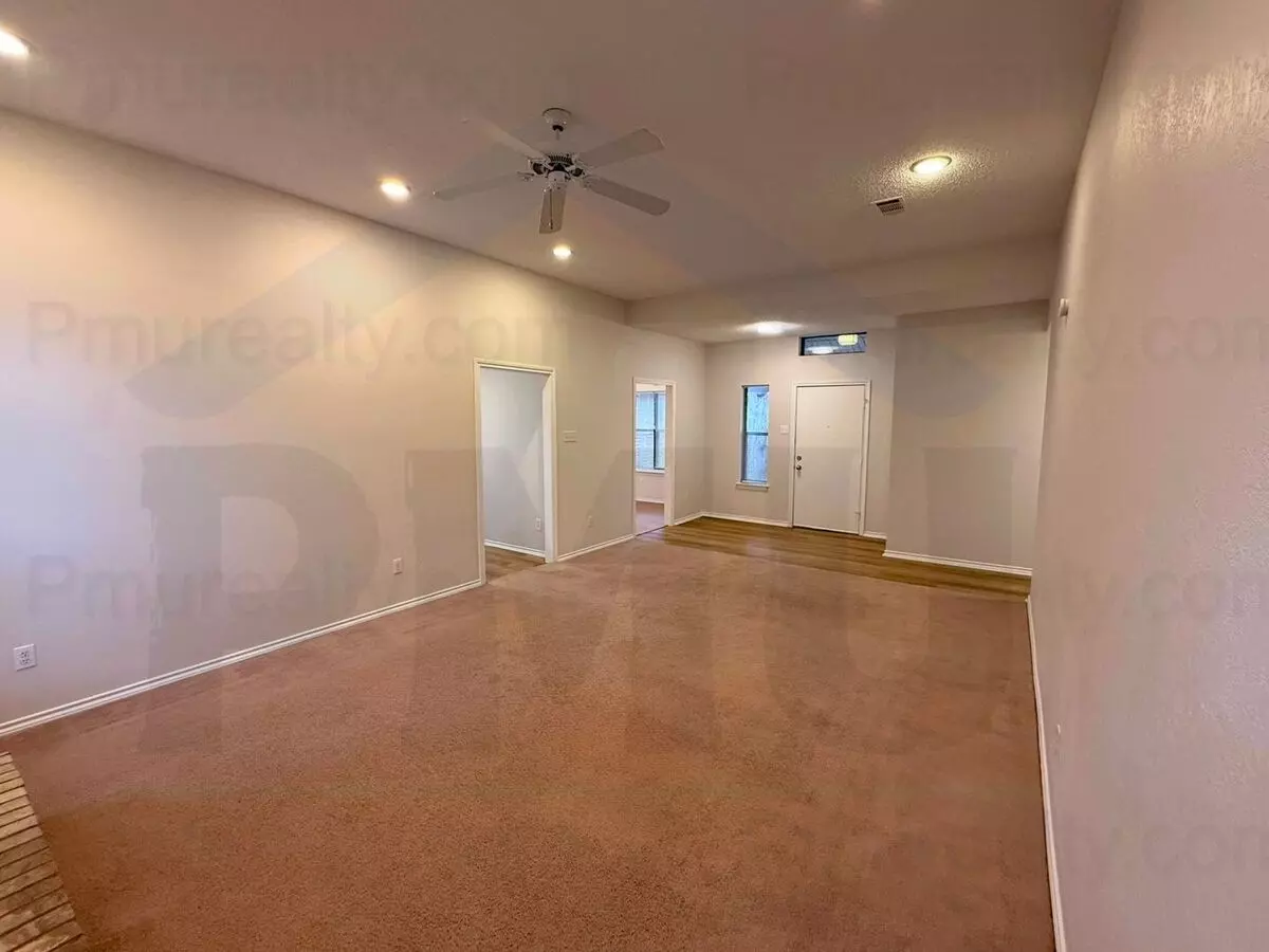 309 S Horne St Duncanville, TX 75116 photo 4