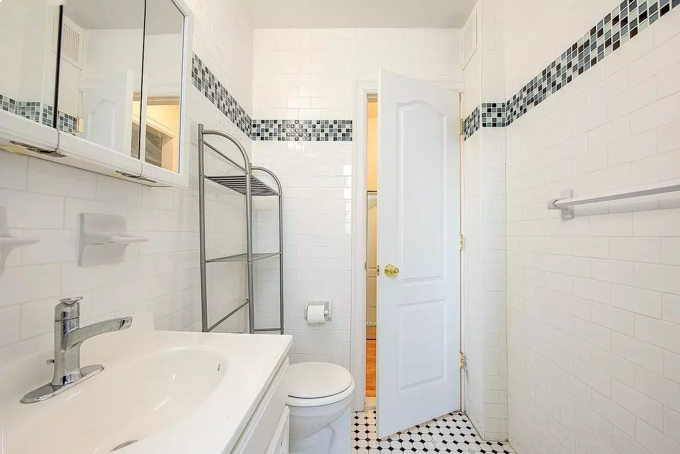 A Cool &amp; Quiet 1Bed And 1Bath Unit photo 5