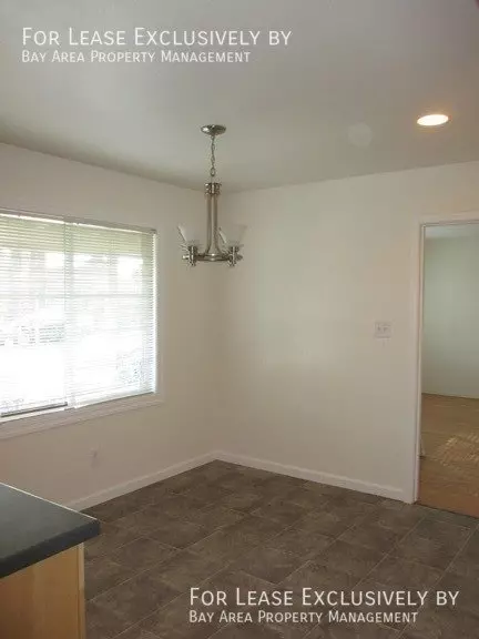 2153 Clarke Avenue, East Palo Alto, CA 94303 photo 2