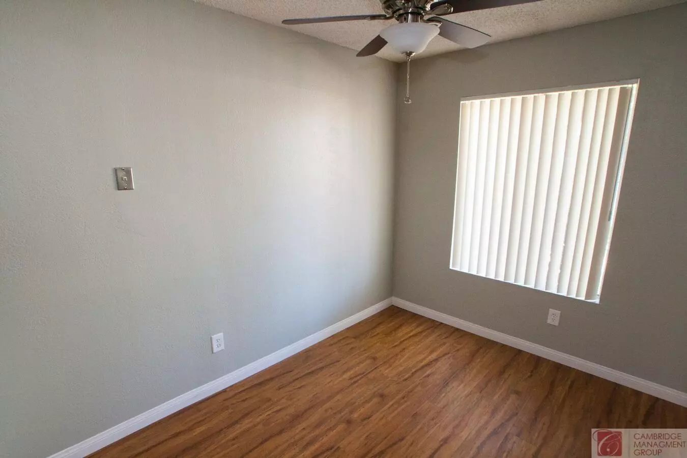 Lexington Gardens photo 3