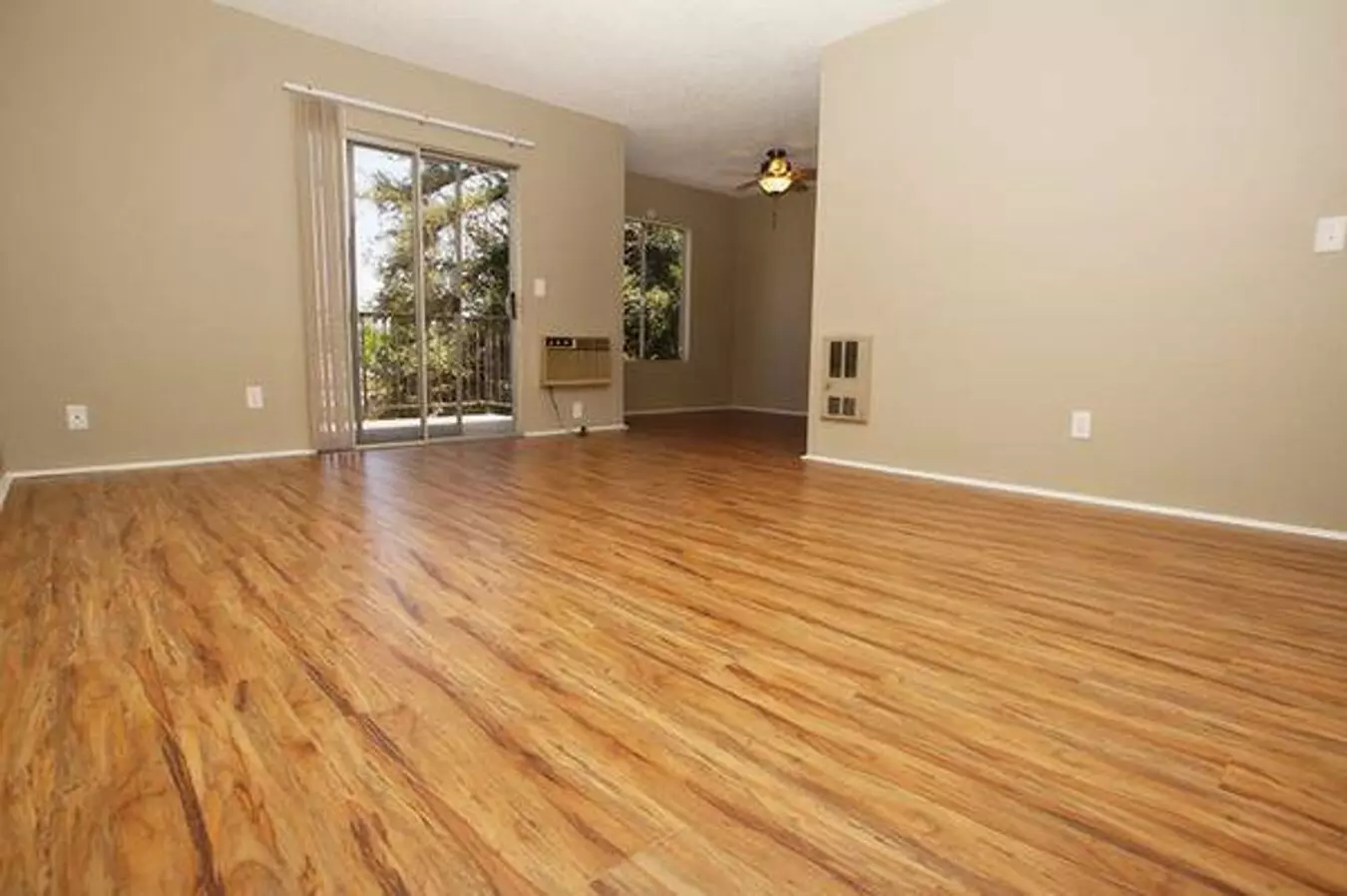 Lexington Gardens photo 4