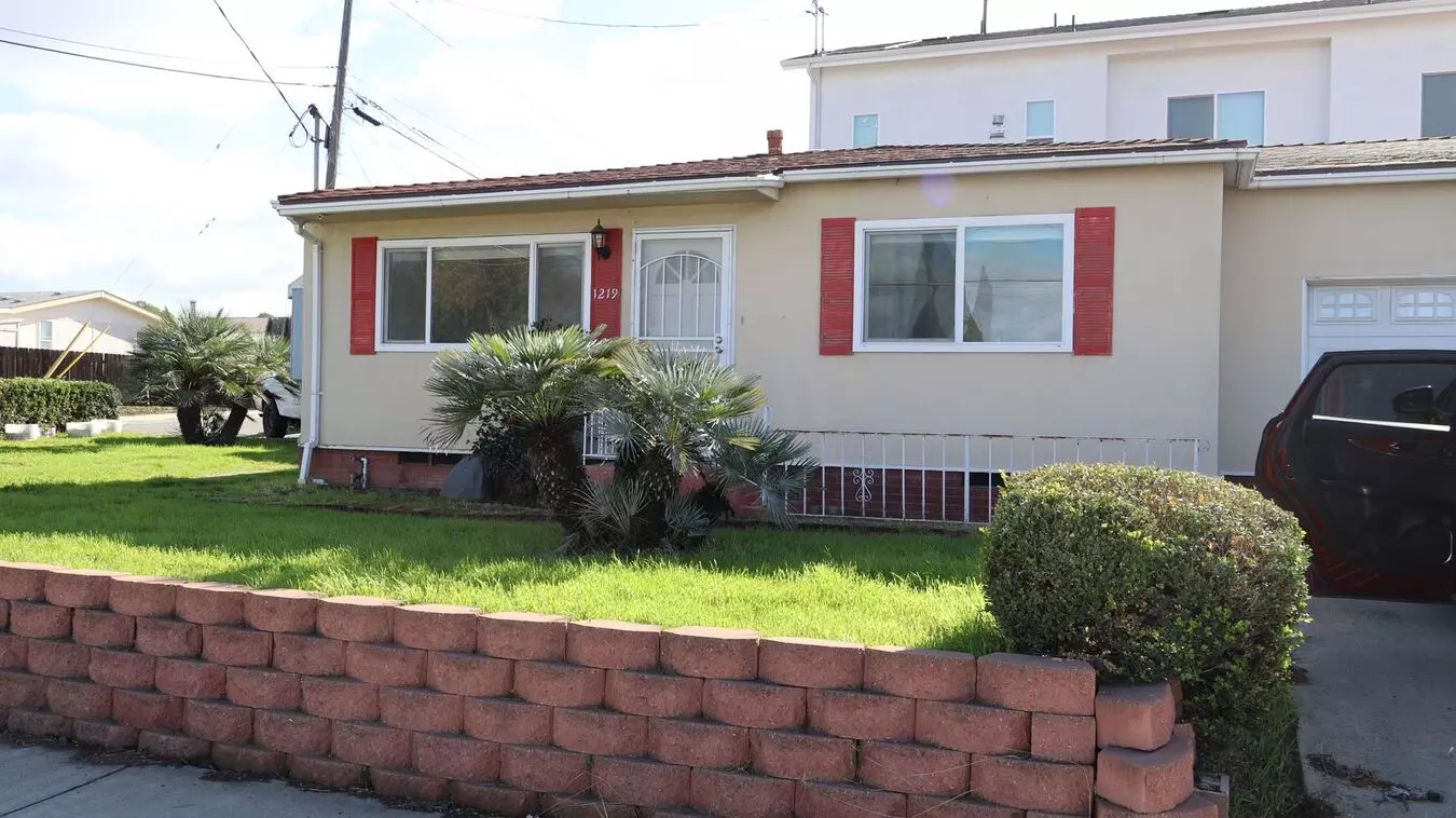 1219 E Washington Ave El Cajon, CA 92019 photo 2