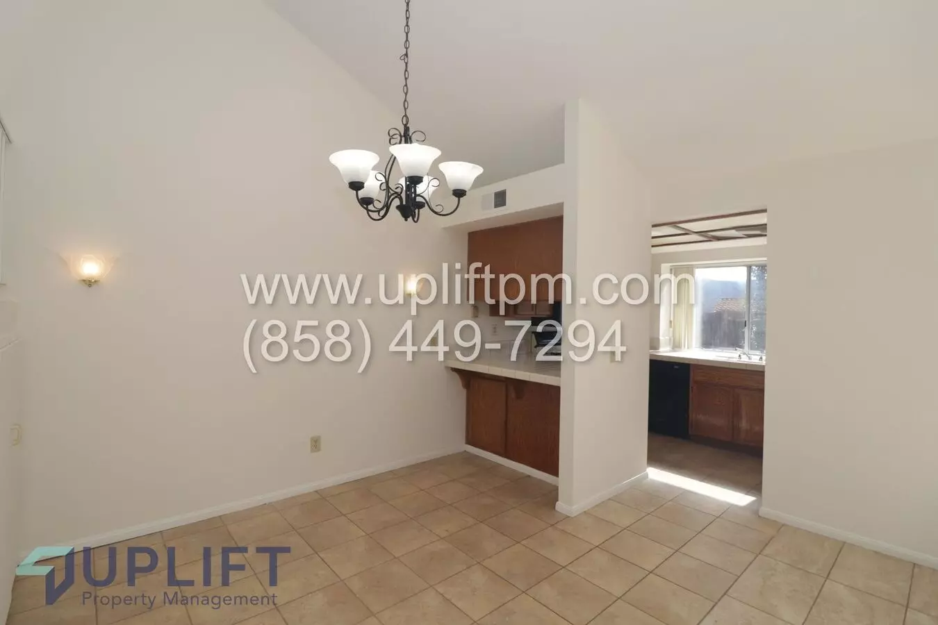 1712 Augusta Court, El Cajon, CA 92019 photo 3