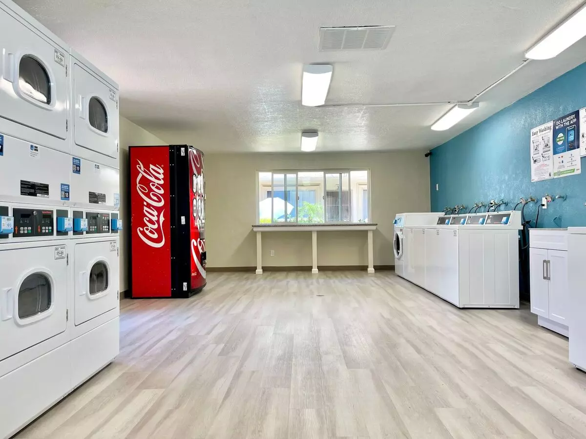 Bella Vista Apartments photo 5