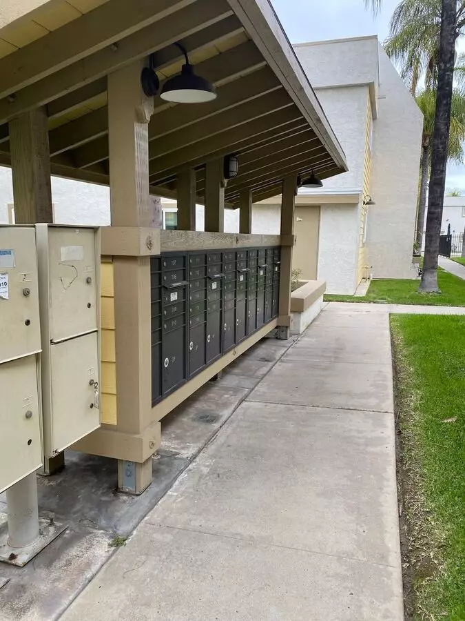 Spacious 2 Bedroom, 1 Bath Apartments — Your New Home In The Heart Of El Cajon photo 3