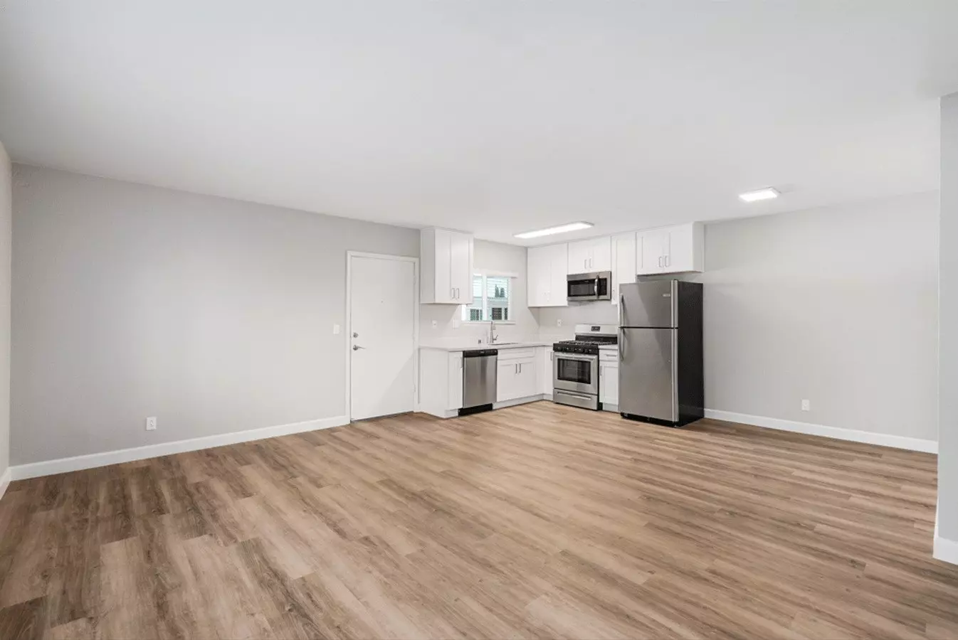 The Bend On Ballantyne - 4 Weeks Free, If Application Received Within 24 Hours Of Showing! photo 5