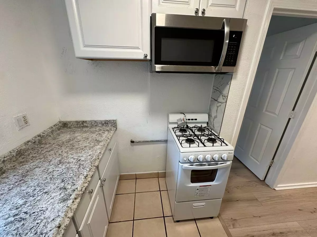 10701 San Pablo Ave photo 2