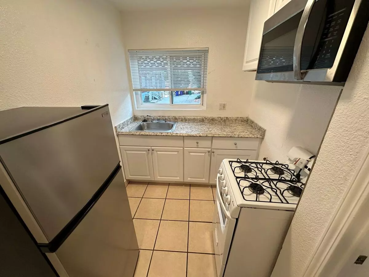 10701 San Pablo Ave photo 3