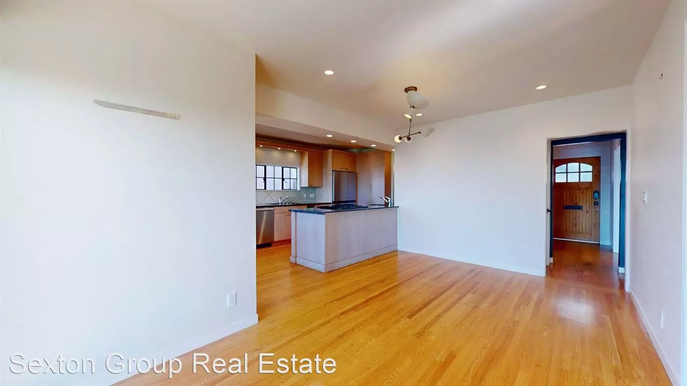 120 Saint Albans Rd photo 4