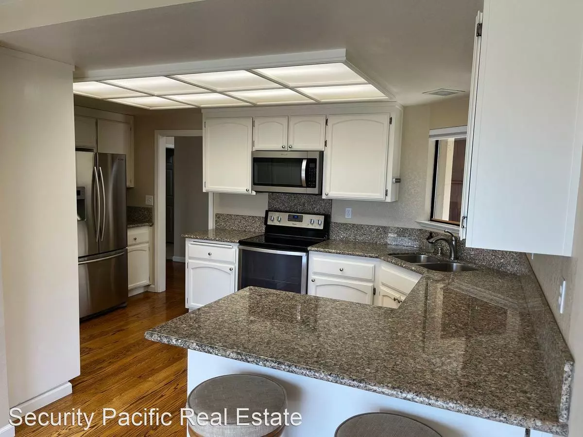 2205 Pinehurst Court, El Cerrito, CA 94530 photo 2