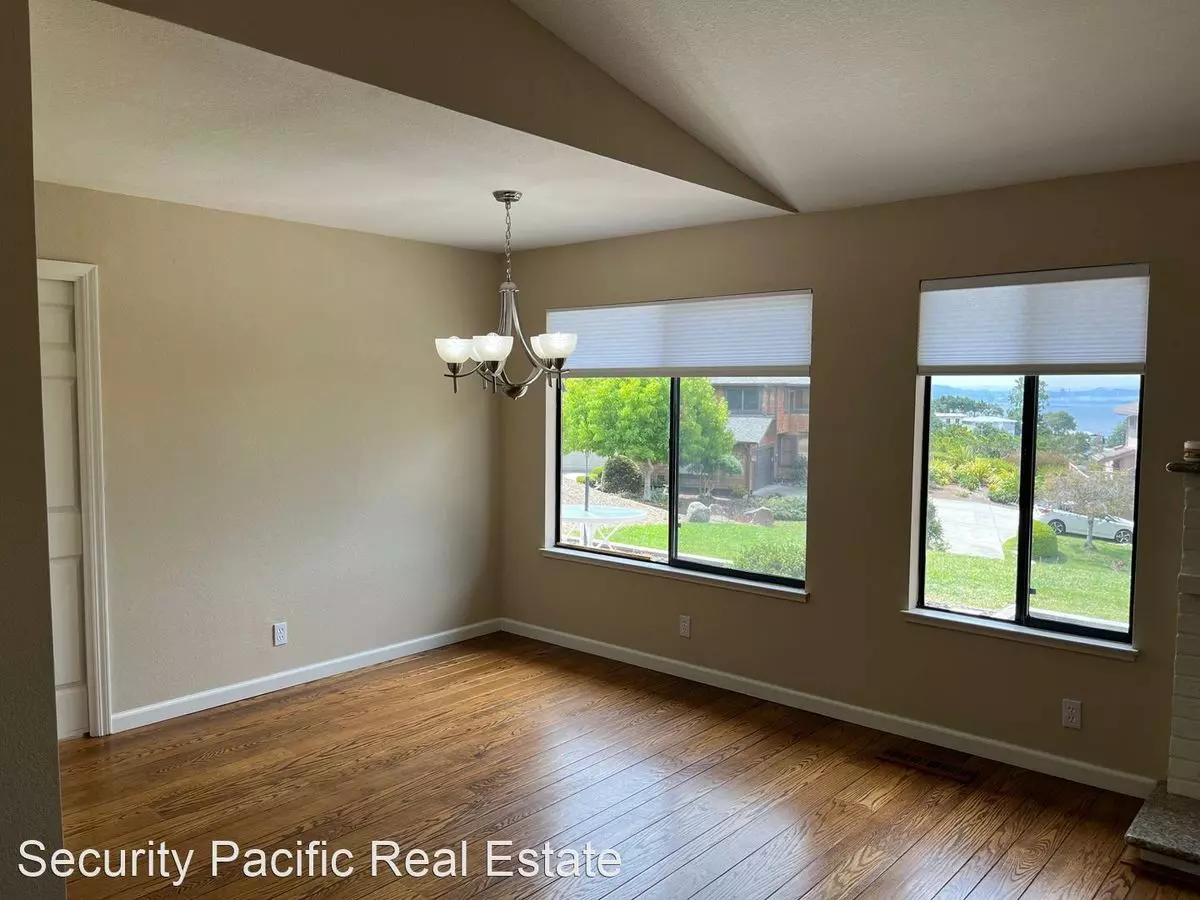 2205 Pinehurst Court, El Cerrito, CA 94530 photo 3