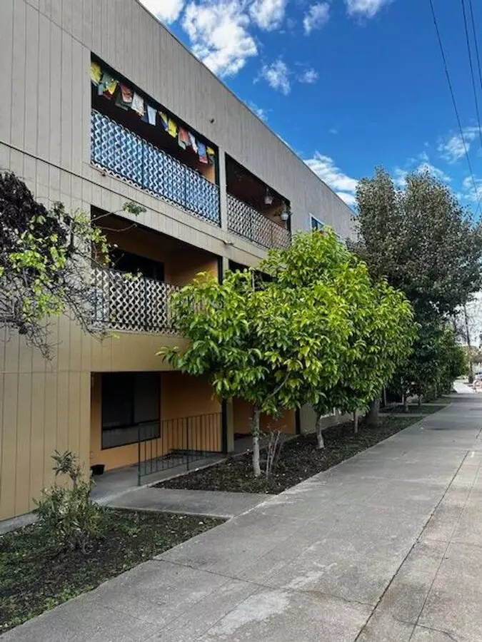 725 Kearney photo 2