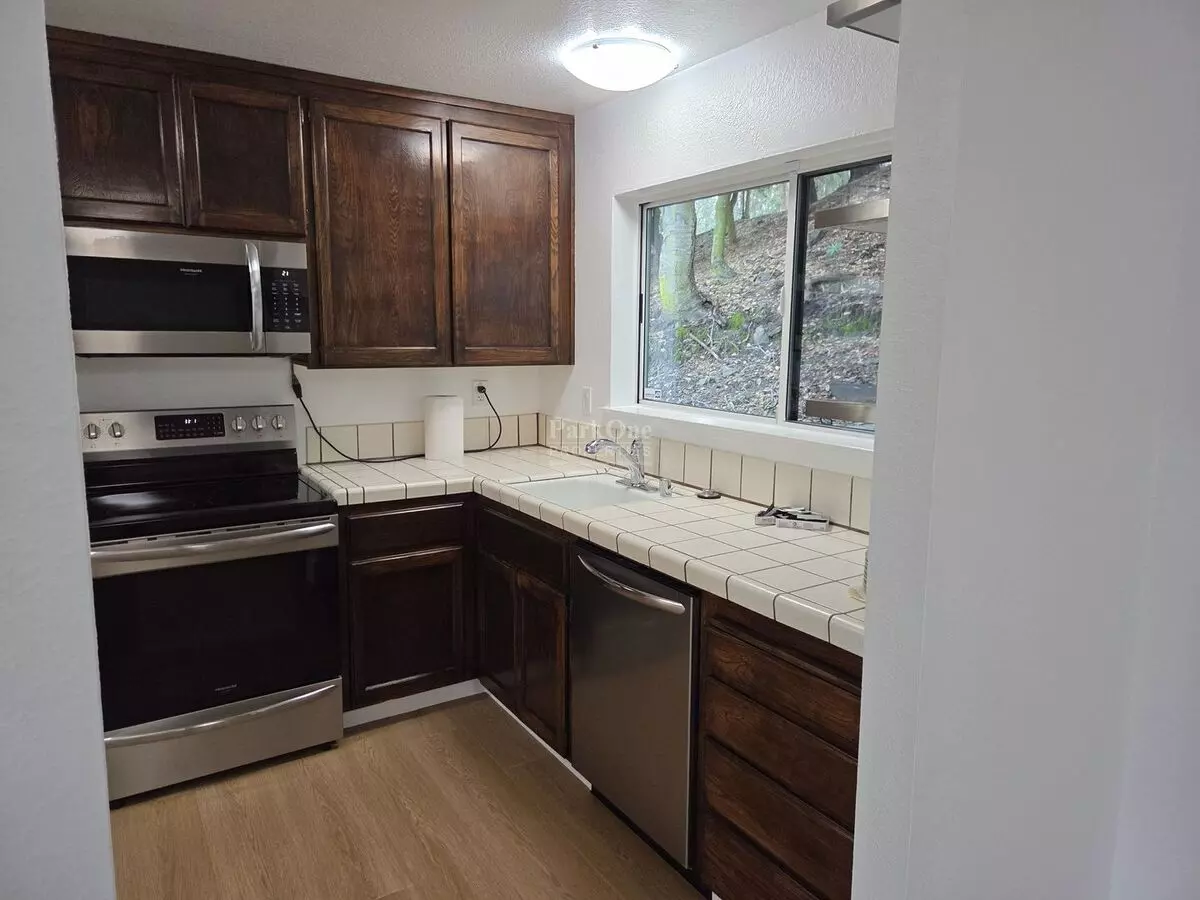 Incredible El Cerrito Hills Townhome photo 5
