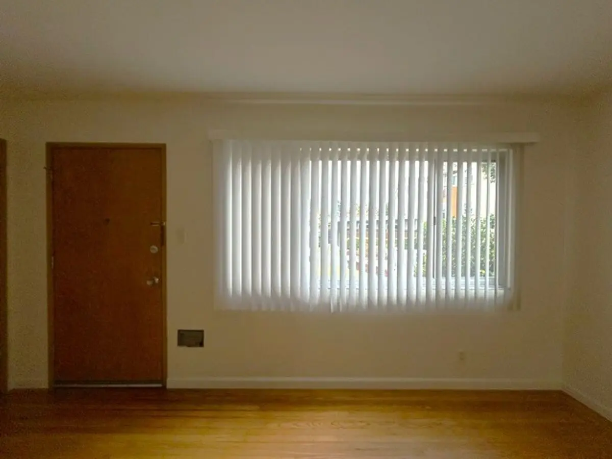Located In El Cerrito, Cross Street Moesser Lane, Walking Distance To The Vista Park Shopping And Transportation. photo 5
