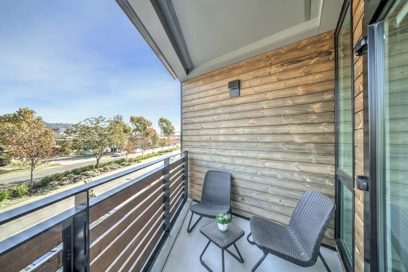 Modern 1 Bed / 1 Bath At Cerrito Vista | In-unit Laundry | Parking Available | Pets Welcome photo 5