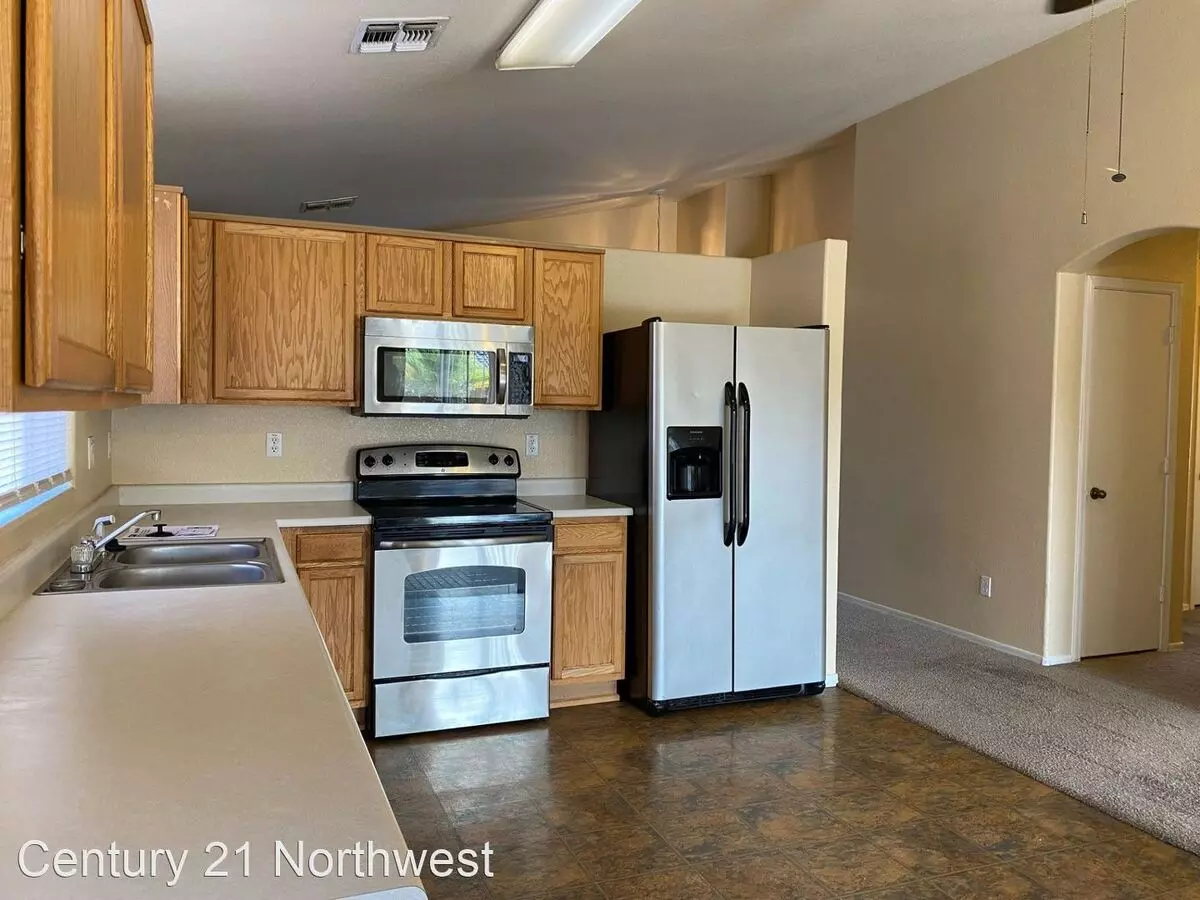 13601 N 129th Dr photo 3