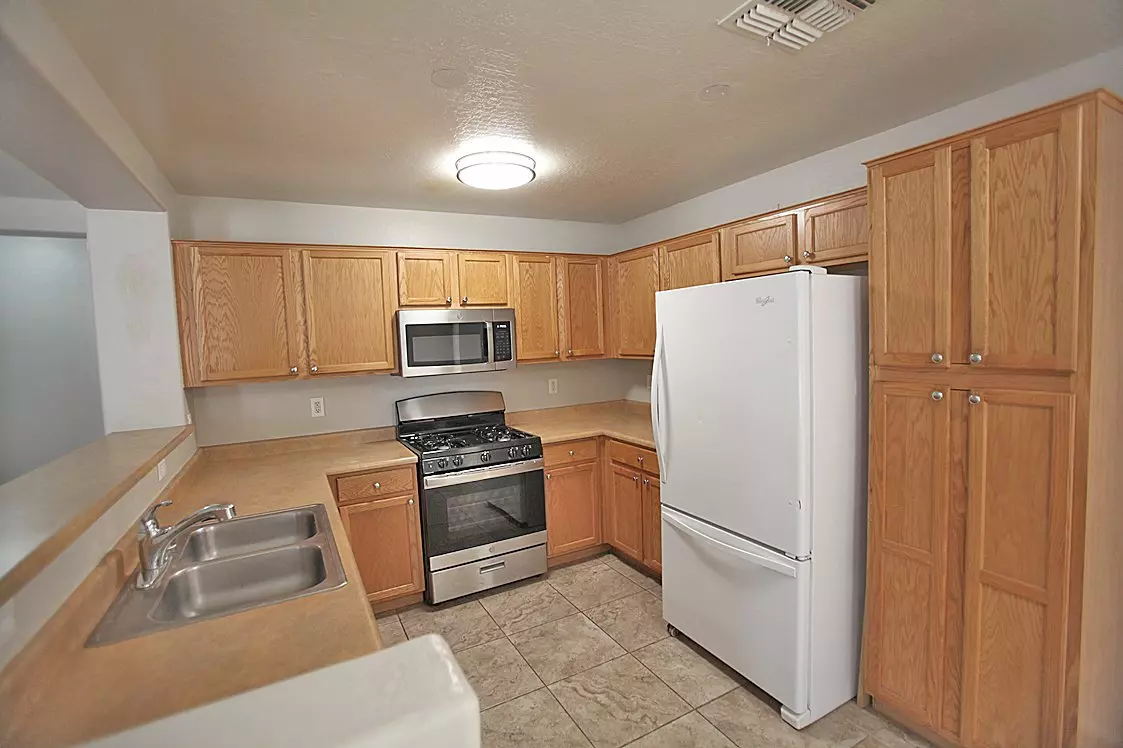 13301 North 124th Avenue, El Mirage, AZ 85335 photo 5