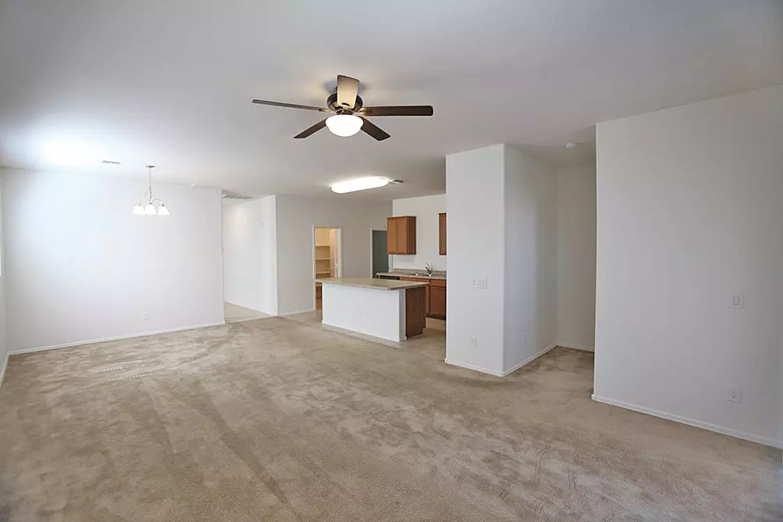 11538 W Redfield Rd photo 5