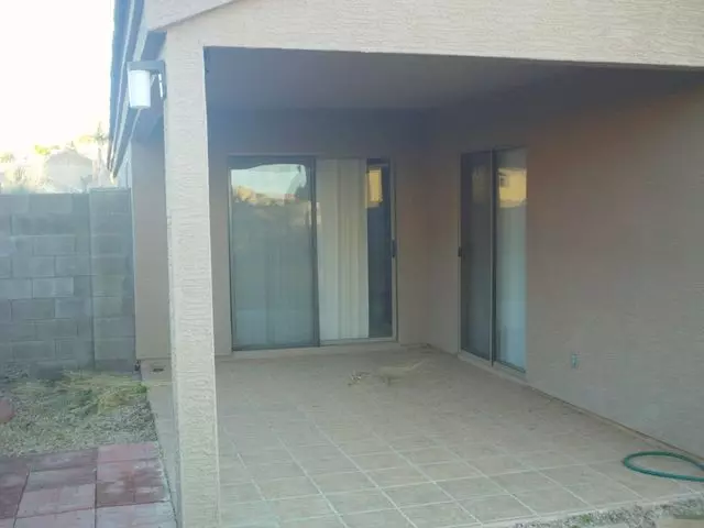 13002 W Hearn Rd photo 3