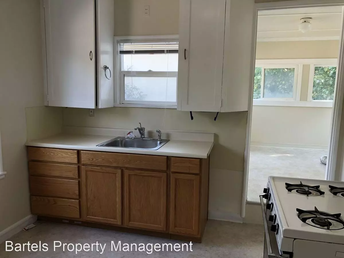 *4182-4184 Santa Rita Rd photo 2