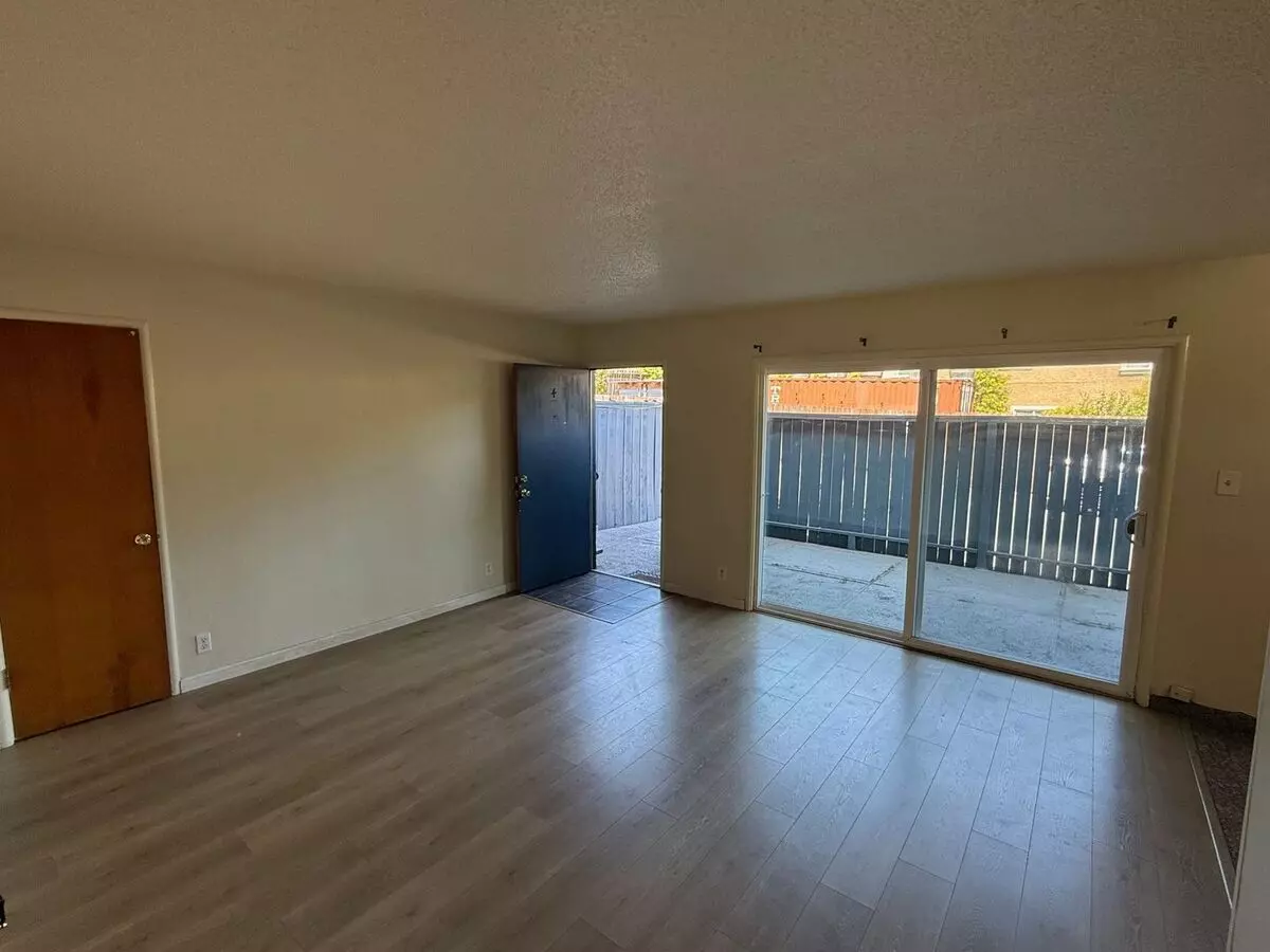 Appian Way, 4861 photo 2