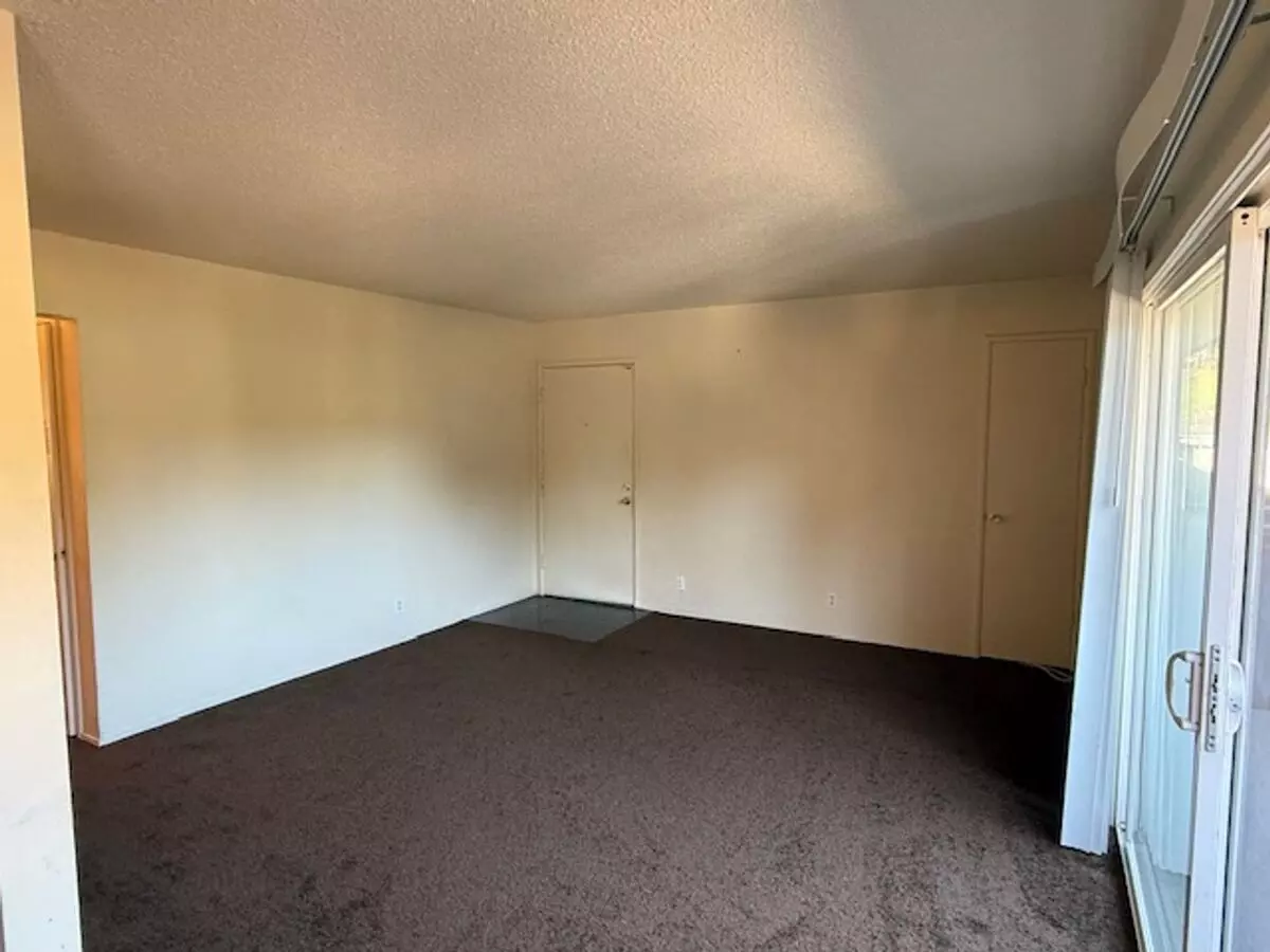 Appian Way, 4861 photo 3