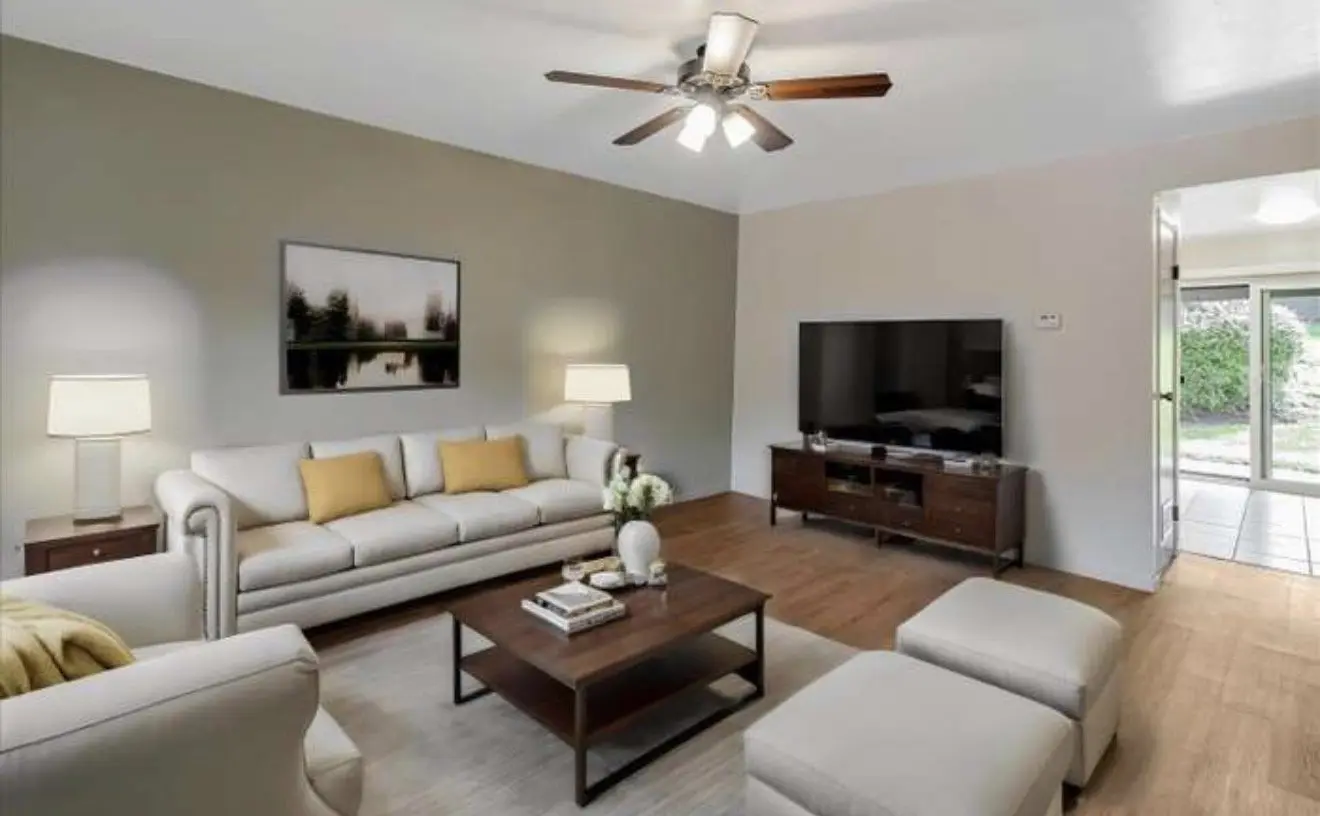 101 Del Valle Cir