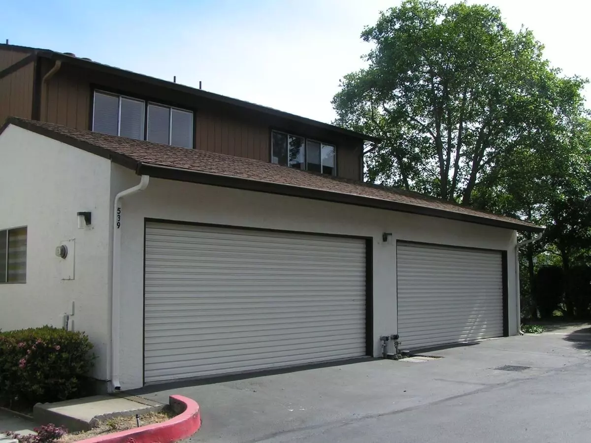 537 Chabre Ct El Sobrante, CA 94803 photo 2